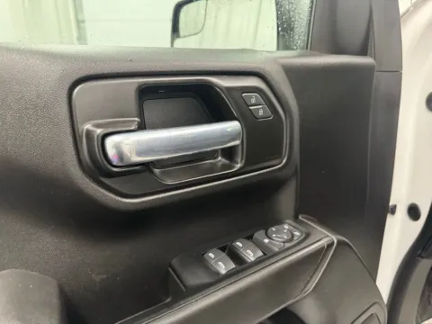 More photos of 2021 Chevrolet Silverado 1500 Custom Trail Boss at Bridgeland Auto Brokers, NY