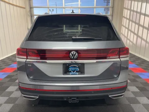 More photos of 2024 Volkswagen Atlas 2.0T SE w/Technology at Bridgeland Auto Brokers, NY