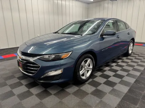 More photos of 2024 Chevrolet Malibu LT at Bridgeland Auto Brokers, NY