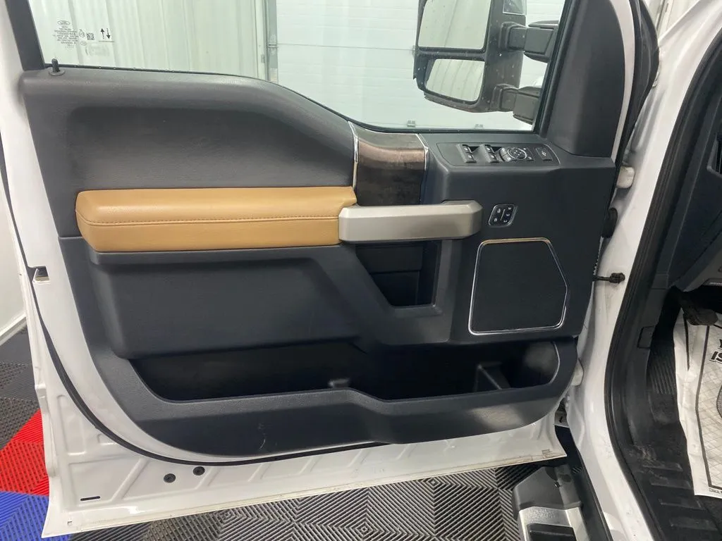 2022 Ford F-250 Super Duty Lariat - Photo 23