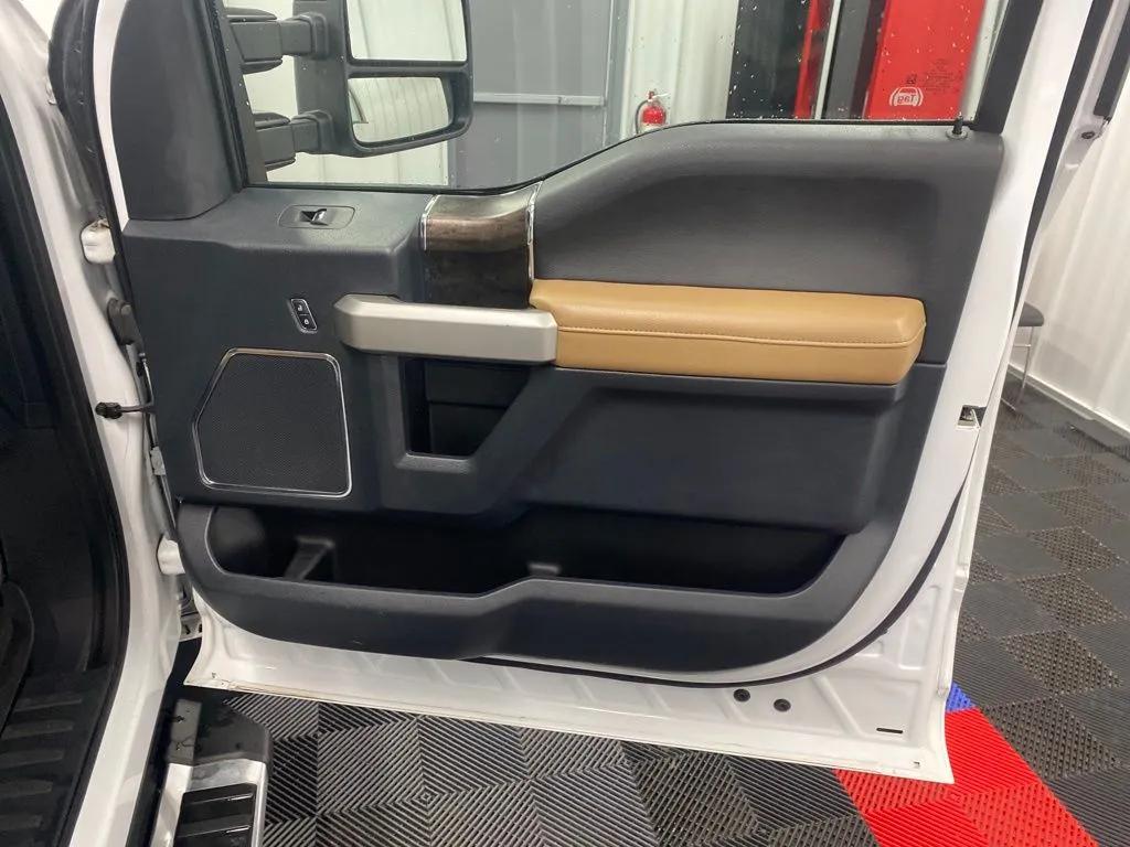 2022 Ford F-250 Super Duty Lariat - Photo 18