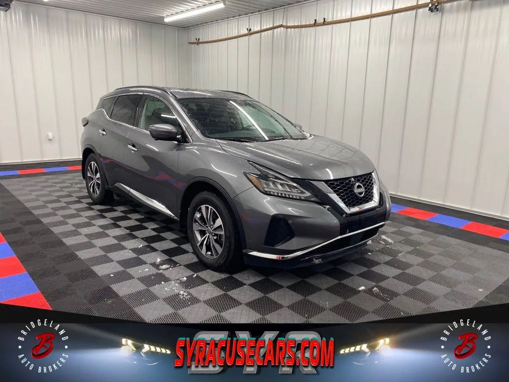 2024 Nissan Murano SV's photo