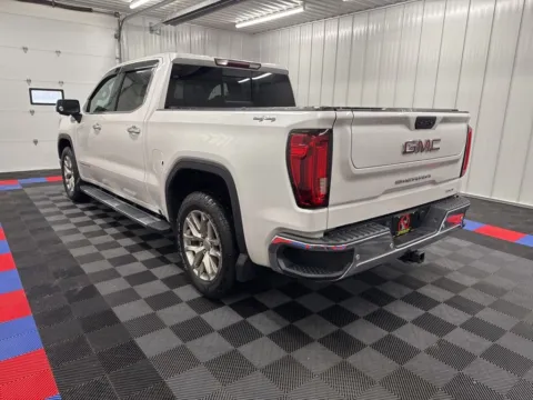 More photos of 2019 GMC Sierra 1500 SLT at Bridgeland Auto Brokers, NY