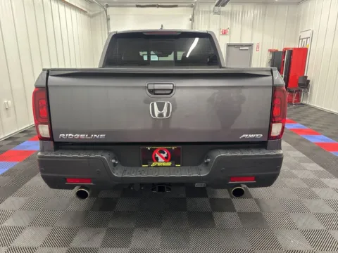 More photos of 2023 Honda Ridgeline RTL-E at Bridgeland Auto Brokers, NY