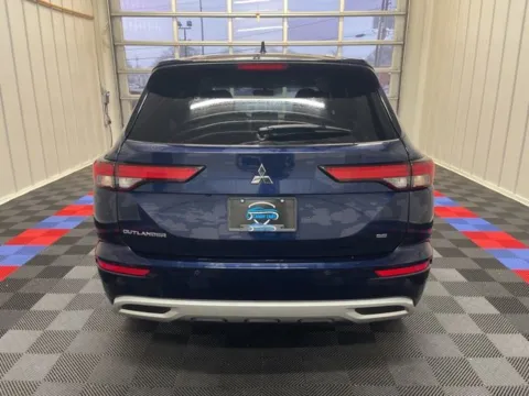 More photos of 2024 Mitsubishi Outlander SE Black Edition w/Pano Roof at Bridgeland Auto Brokers, NY
