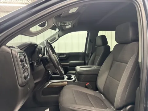 More photos of 2021 Chevrolet Silverado 1500 RST at Bridgeland Auto Brokers, NY