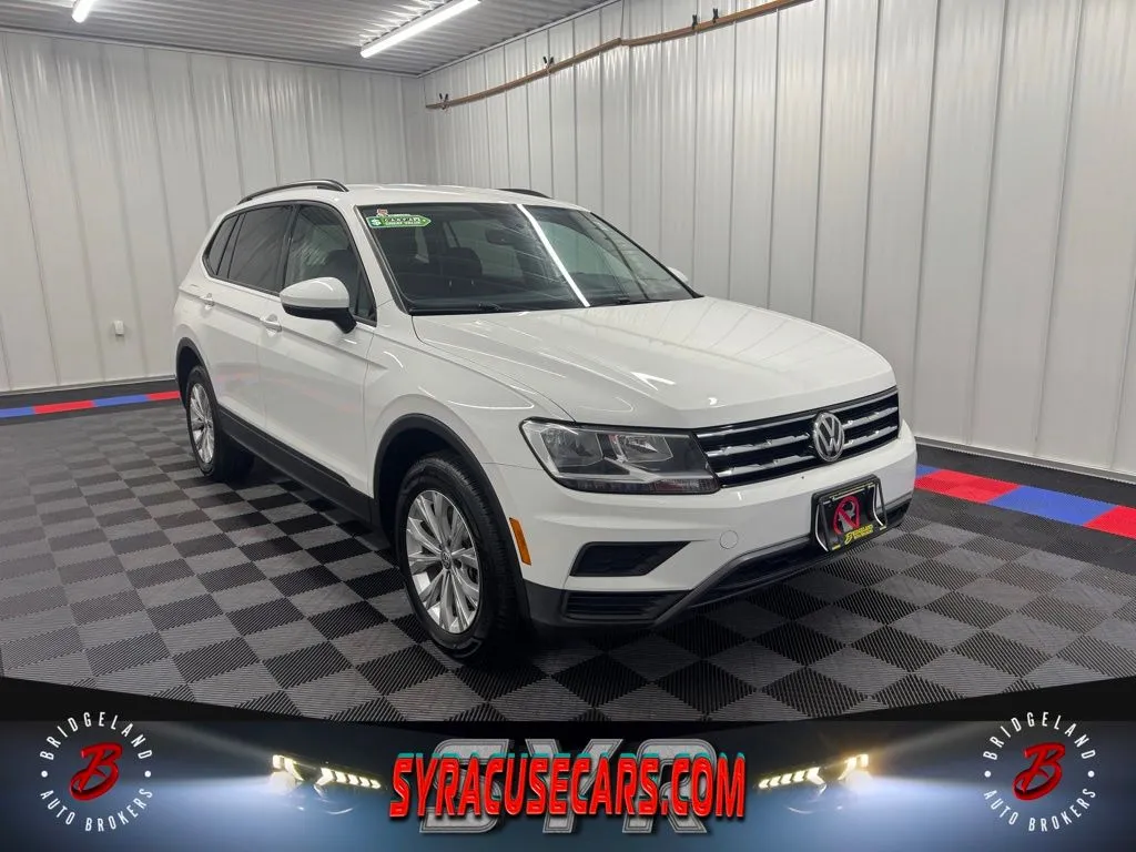 2019 Volkswagen Tiguan S's photo