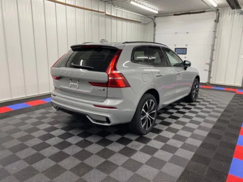 More photos of 2024 Volvo XC60 B5 Plus Dark Theme at Bridgeland Auto Brokers, NY