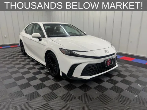 White 2025 Toyota Camry SE for sale in Bridgeport, NY