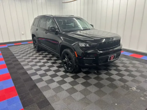 More photos of 2023 Jeep Grand Cherokee L Limited at Bridgeland Auto Brokers, NY