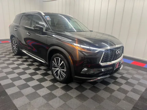 Photos of 2022 INFINITI QX60 Sensory for sale in Bridgeport, NY at Bridgeland Auto Brokers