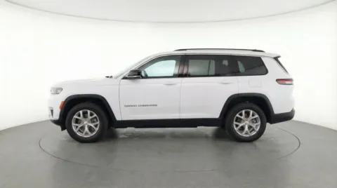 More photos of 2021 Jeep Grand Cherokee L Limited at Bridgeland Auto Brokers, NY