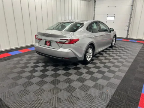 Another view of 2025 Toyota Camry XLE for sale in Bridgeport, NY at Bridgeland Auto Brokers