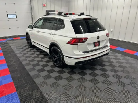 More photos of 2024 Volkswagen Tiguan 2.0T SE R-Line Black at Bridgeland Auto Brokers, NY