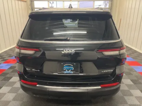More photos of 2022 Jeep Grand Cherokee L Limited at Bridgeland Auto Brokers, NY