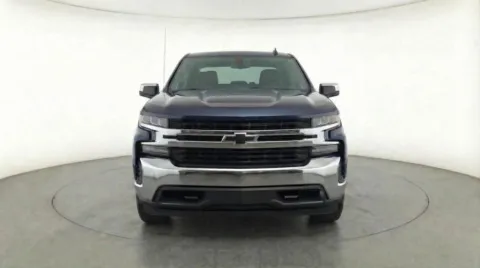 Photos of 2020 Chevrolet Silverado 1500 LT for sale in Bridgeport, NY at Bridgeland Auto Brokers