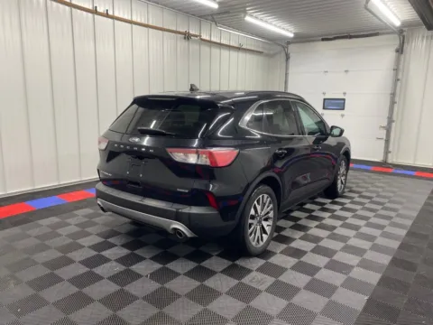 More photos of 2021 Ford Escape Hybrid Titanium at Bridgeland Auto Brokers, NY