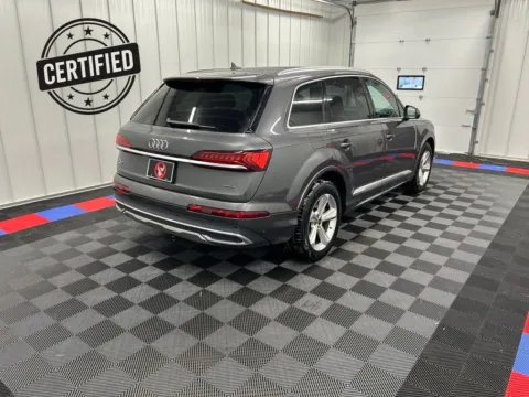 Another view of 2024 Audi Q7 45 Premium Plus for sale in Bridgeport, NY at Bridgeland Auto Brokers