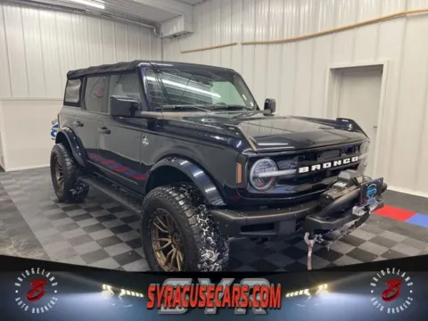 Blue 2021 Ford Bronco Outer Banks for sale in Bridgeport, NY