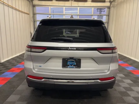 More photos of 2023 Jeep Grand Cherokee 4xe at Bridgeland Auto Brokers, NY