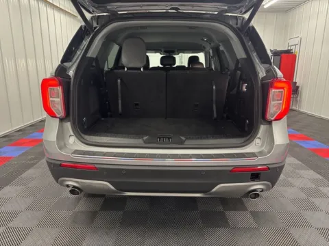 More photos of 2023 Ford Explorer Limited at Bridgeland Auto Brokers, NY