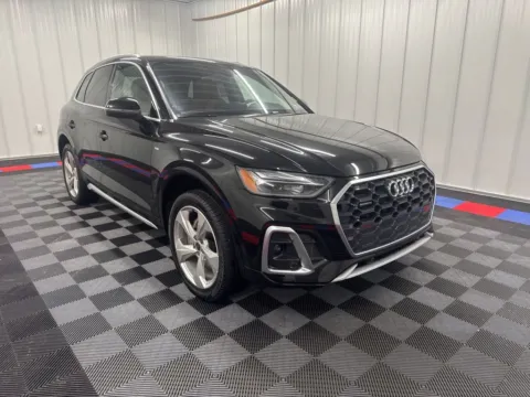 Photos of 2025 Audi Q5 45 S line Premium Plus for sale in Bridgeport, NY at Bridgeland Auto Brokers