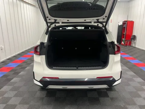 More photos of 2025 BMW X1 xDrive28i at Bridgeland Auto Brokers, NY