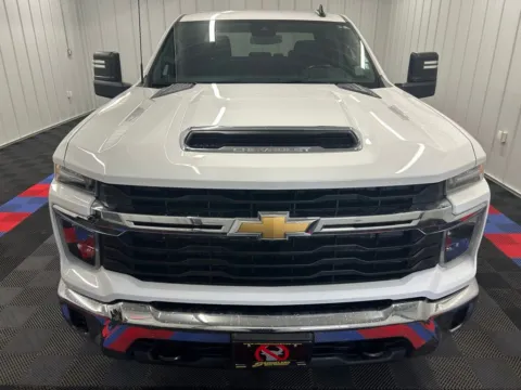 More photos of 2024 Chevrolet Silverado 2500HD LT at Bridgeland Auto Brokers, NY
