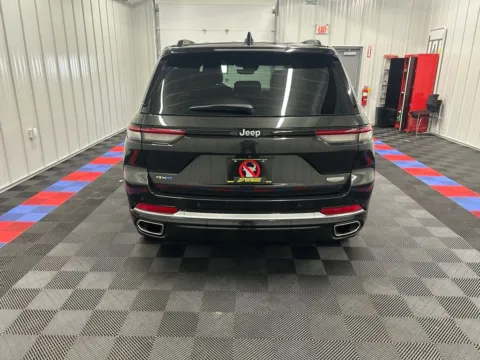More photos of 2024 Jeep Grand Cherokee Summit Reserve 4xe at Bridgeland Auto Brokers, NY