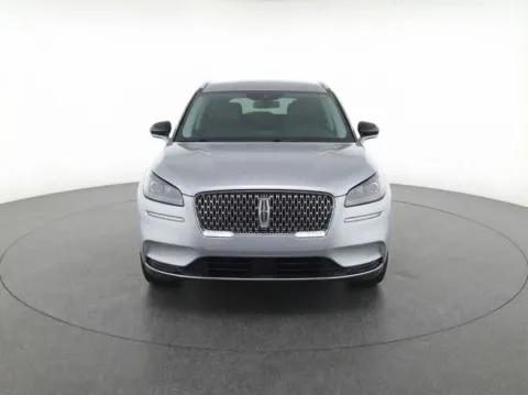 More photos of 2022 Lincoln Corsair Standard at Bridgeland Auto Brokers, NY