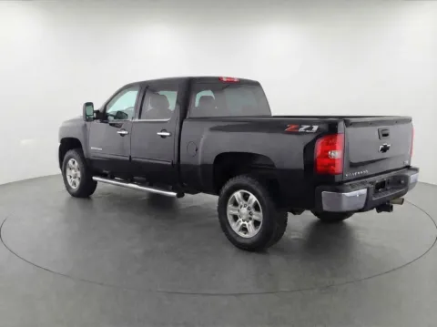 More photos of 2019 Chevrolet Silverado 2500HD LTZ at Bridgeland Auto Brokers, NY