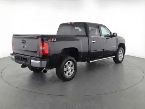 More photos of 2019 Chevrolet Silverado 2500HD LTZ at Bridgeland Auto Brokers, NY
