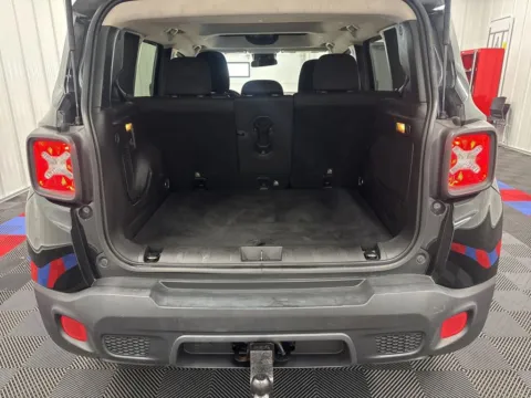 More photos of 2015 Jeep Renegade Latitude at Bridgeland Auto Brokers, NY