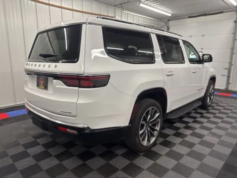 Another view of 2024 Jeep Wagoneer Series II for sale in Bridgeport, NY at Bridgeland Auto Brokers