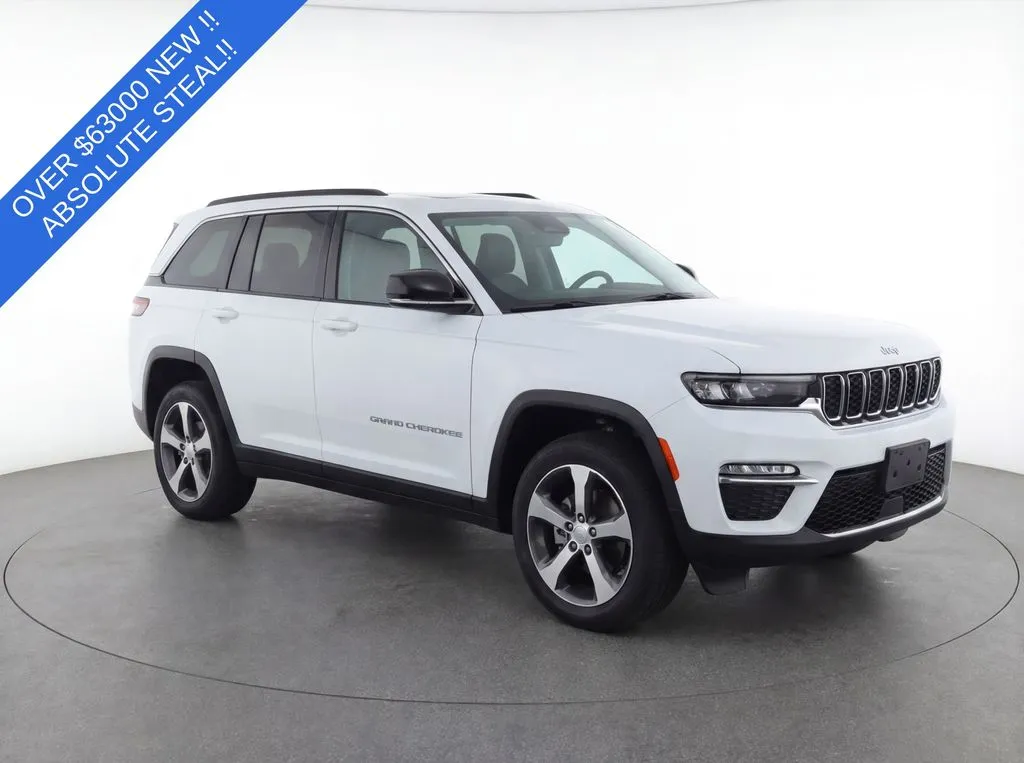 White 2023 Jeep Grand Cherokee 4xe for sale in Bridgeport, NY