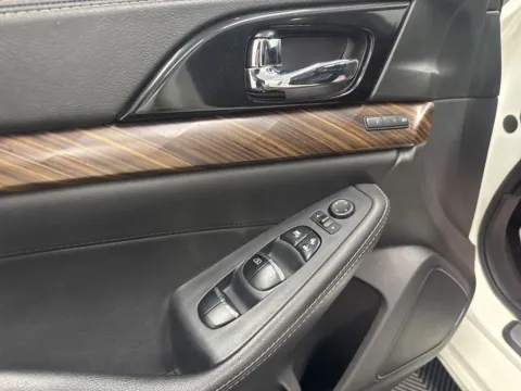 More photos of 2018 Nissan Maxima Platinum at Bridgeland Auto Brokers, NY