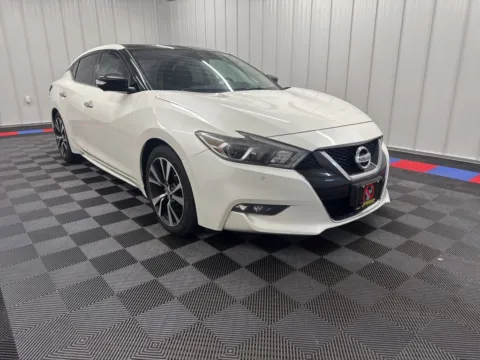 Photos of 2018 Nissan Maxima Platinum for sale in Bridgeport, NY at Bridgeland Auto Brokers