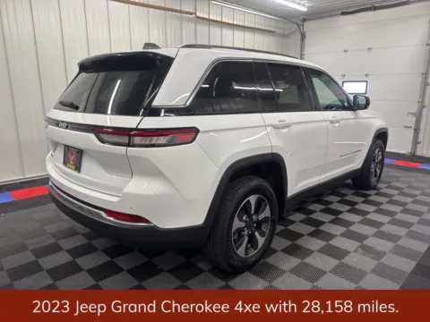 Another view of 2023 Jeep Grand Cherokee 4xe for sale in Bridgeport, NY at Bridgeland Auto Brokers