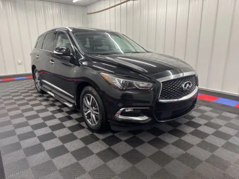 Photos of 2020 INFINITI QX60 PURE for sale in Bridgeport, NY at Bridgeland Auto Brokers