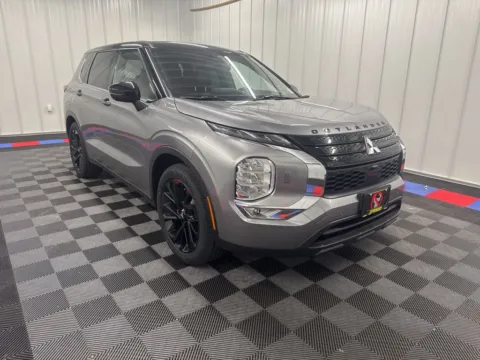 Photos of 2023 Mitsubishi Outlander SEL Black Edition for sale in Bridgeport, NY at Bridgeland Auto Brokers
