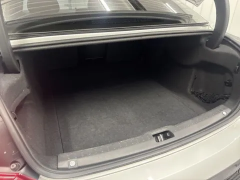 More photos of 2020 Volvo S90 T6 Momentum at Bridgeland Auto Brokers, NY