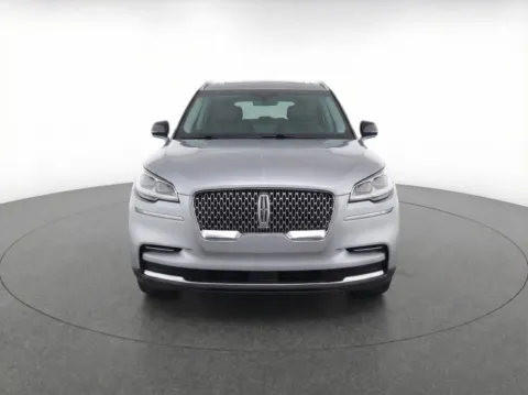 More photos of 2023 Lincoln Aviator Reserve at Bridgeland Auto Brokers, NY