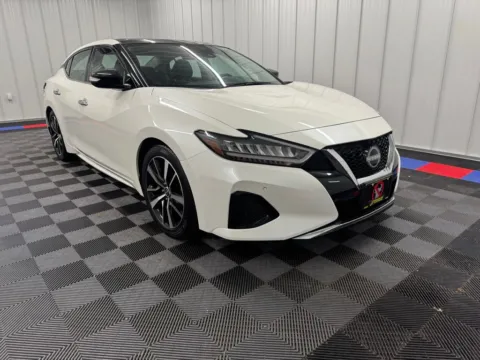 Photos of 2023 Nissan Maxima 3.5 SL for sale in Bridgeport, NY at Bridgeland Auto Brokers