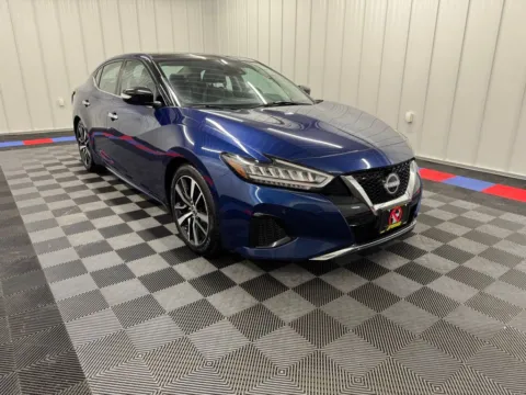 Photos of 2023 Nissan Maxima 3.5 SL for sale in Bridgeport, NY at Bridgeland Auto Brokers