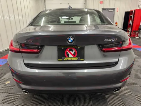 More photos of 2022 BMW 3 Series 330i xDrive at Bridgeland Auto Brokers, NY