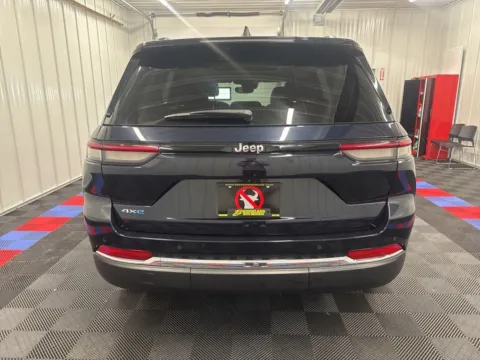 More photos of 2022 Jeep Grand Cherokee 4xe at Bridgeland Auto Brokers, NY