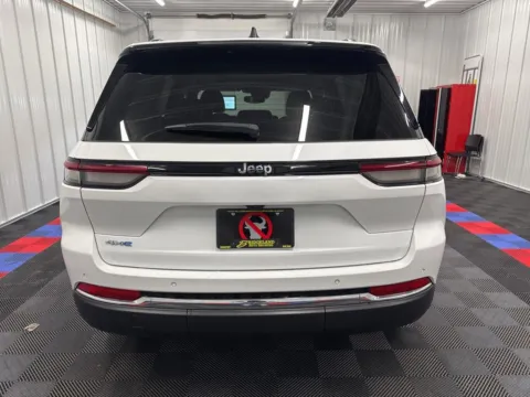 More photos of 2023 Jeep Grand Cherokee 4xe at Bridgeland Auto Brokers, NY