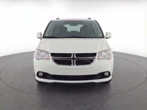 More photos of 2019 Dodge Grand Caravan SXT at Bridgeland Auto Brokers, NY