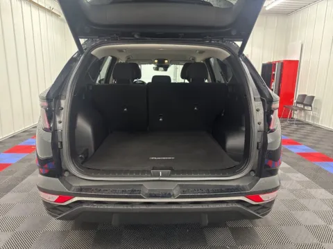 More photos of 2023 Hyundai Tucson SEL at Bridgeland Auto Brokers, NY