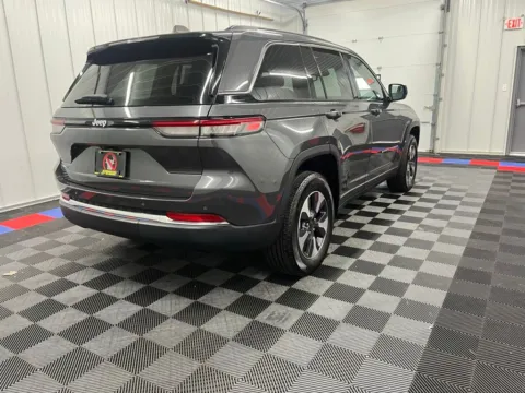 Photos of 2022 Jeep Grand Cherokee 4xe for sale in Bridgeport, NY at Bridgeland Auto Brokers